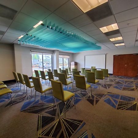 Holiday Inn Express Hotel & Suites Miami - Hialeah By Ihg Ngoại thất bức ảnh