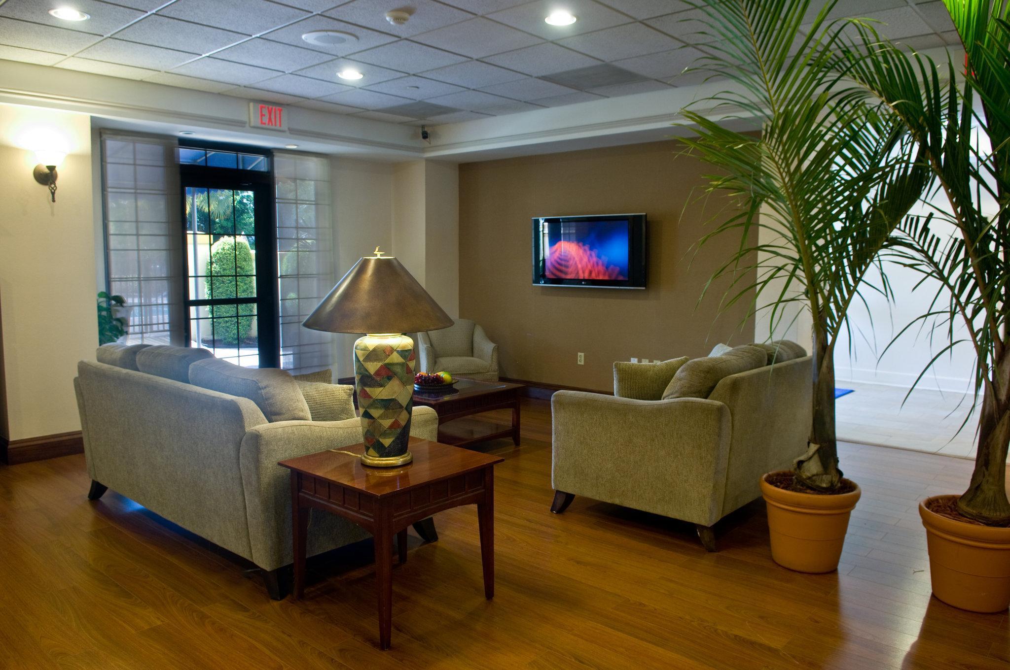 Holiday Inn Express Hotel & Suites Miami - Hialeah By Ihg Ngoại thất bức ảnh