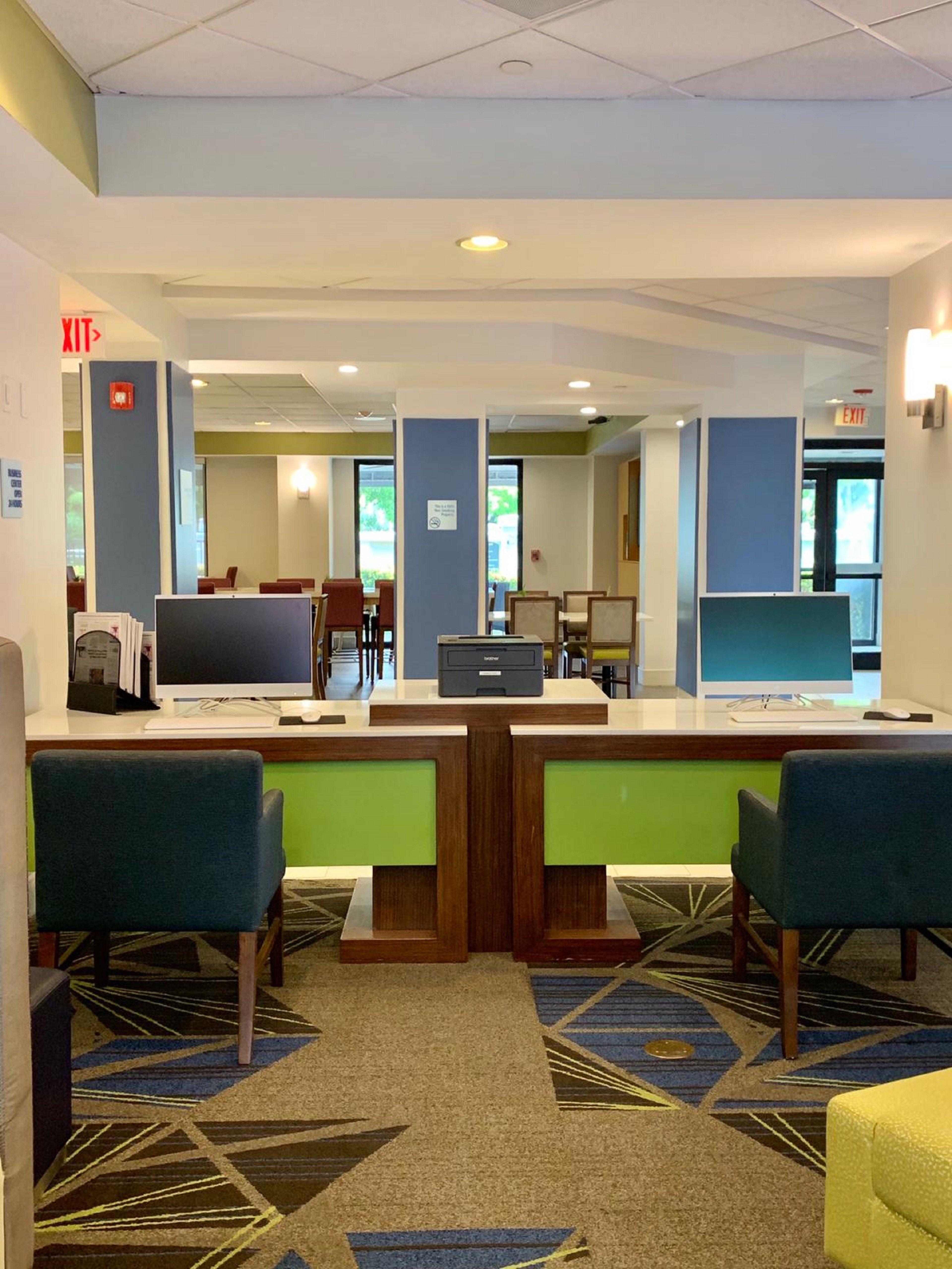 Holiday Inn Express Hotel & Suites Miami - Hialeah By Ihg Ngoại thất bức ảnh