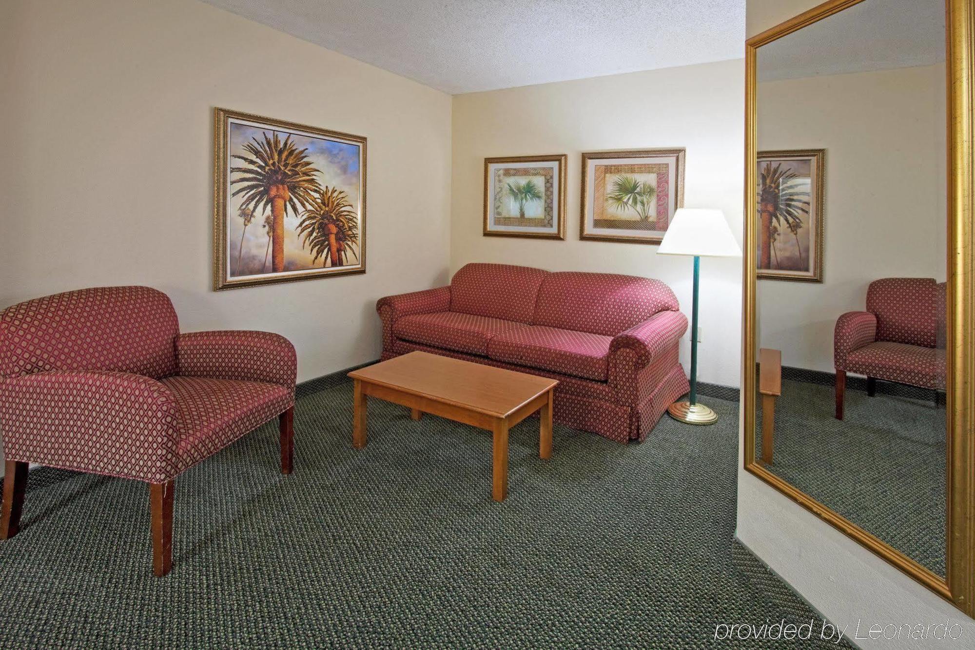 Holiday Inn Express Hotel & Suites Miami - Hialeah By Ihg Ngoại thất bức ảnh