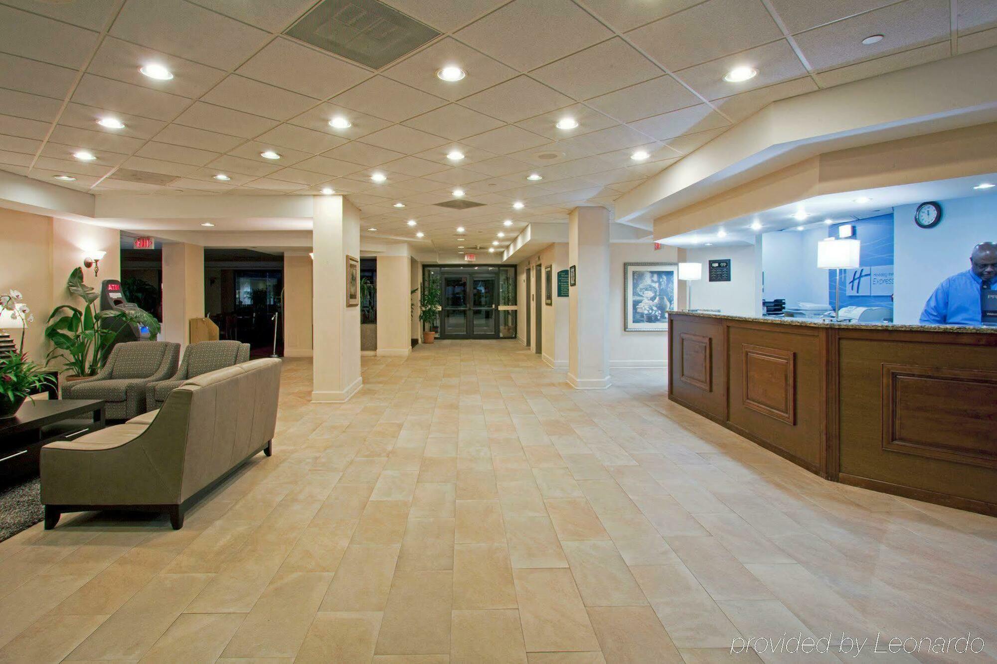 Holiday Inn Express Hotel & Suites Miami - Hialeah By Ihg Ngoại thất bức ảnh