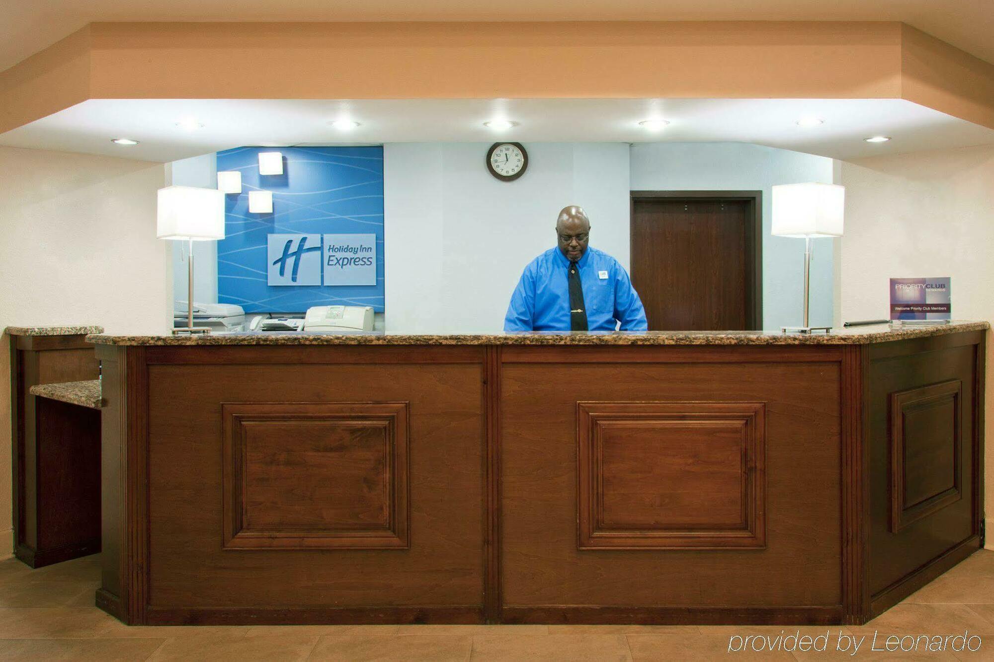 Holiday Inn Express Hotel & Suites Miami - Hialeah By Ihg Ngoại thất bức ảnh
